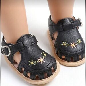 BRAND NEW Kids Black Floral Embroidered Leather Sandals